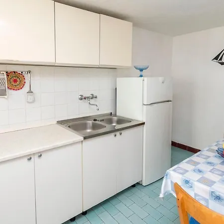 Apartments And Room Milka-Jere Primošten Buitenkant foto